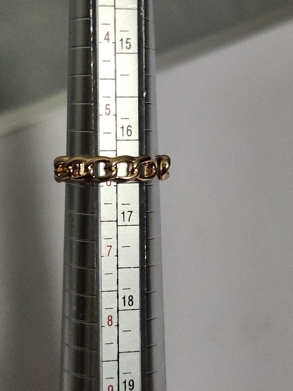 Gold Chain Link Women's Ring - Elegant Minimalist Band